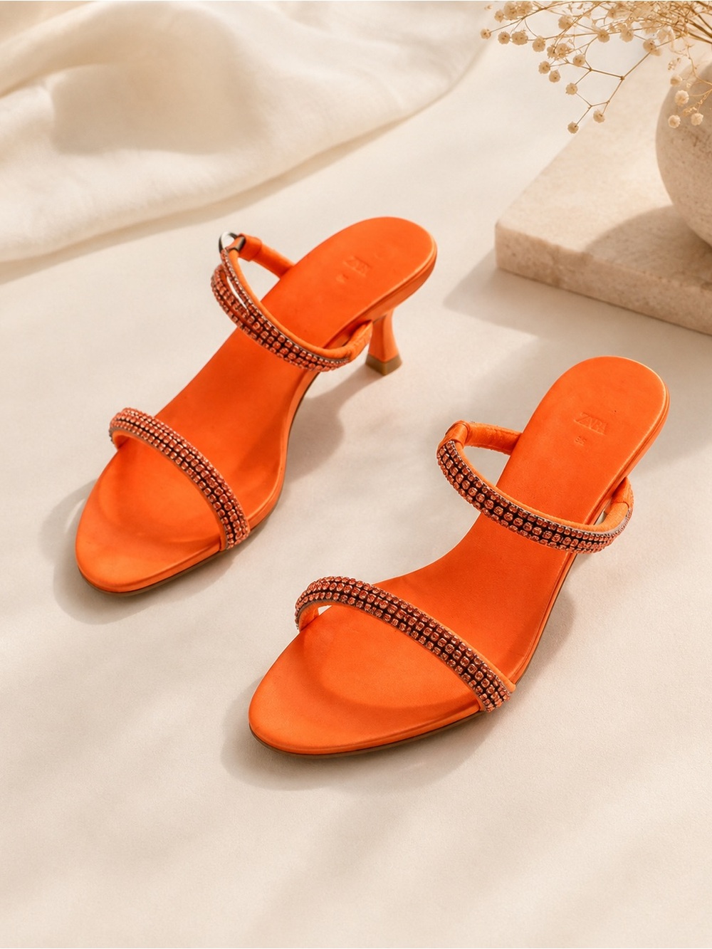 Zara NWT Satin & Rhinestone Kitten Heels Tangerine Orange – Size 38 / Women’s 8